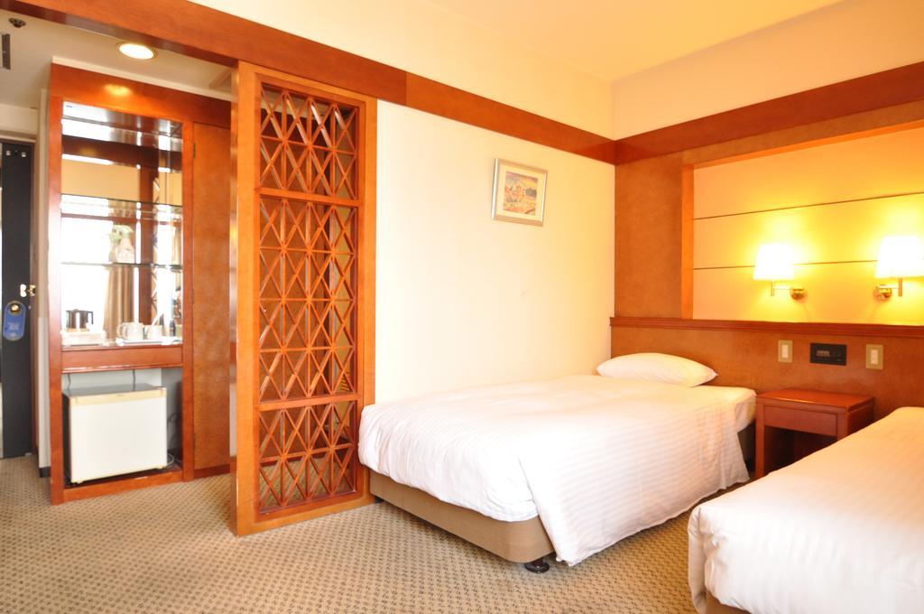 Toko City Hotel Umeda Oszaka Szoba fotó