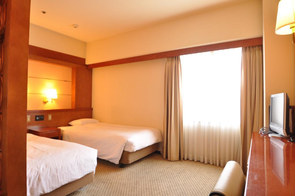 Toko City Hotel Umeda Oszaka Szoba fotó
