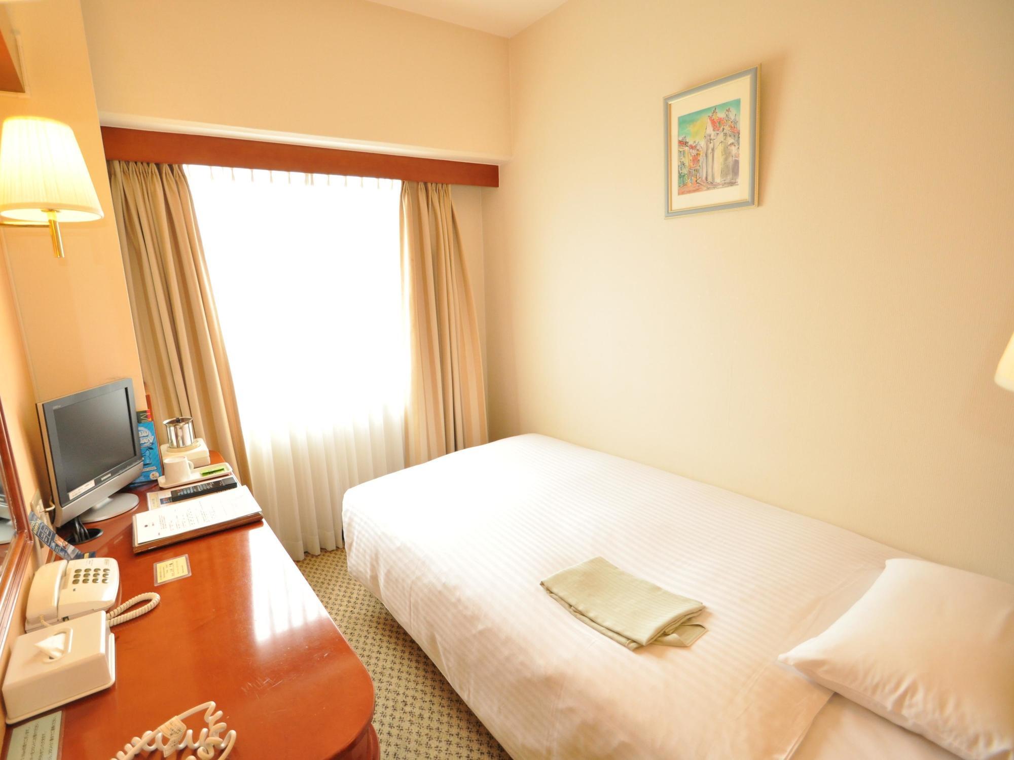 Toko City Hotel Umeda Oszaka Kültér fotó